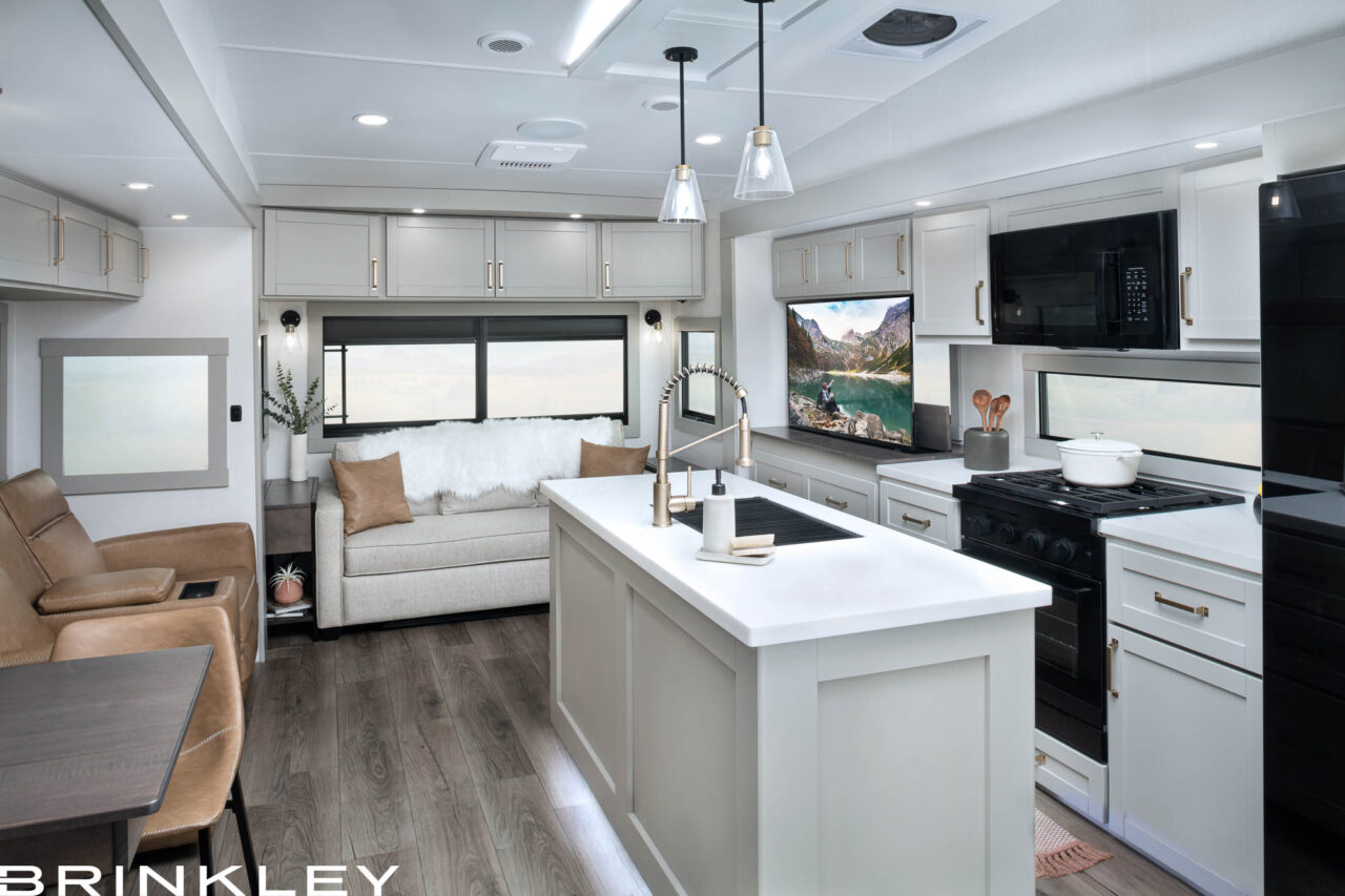 | Model Z Fifth Wheel Line 64 Luxury Fifth Wheel with Residencial Interior