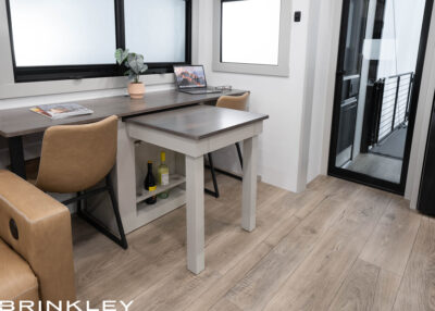 | Model Z 3420 Fifth Wheels 21 Model Z 3420 Fifth Wheels Dining Room Dinesk Breakfast Bar 2026 Brinkley RV 9843