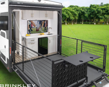 | Model Z 3400 Fifth Wheels 34 Outside Kitchen & Rear Patio Fifth Wheel