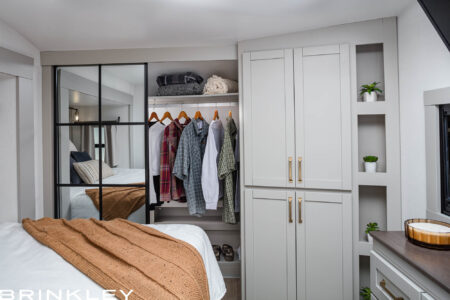 | Model Z 3600 Fifth Wheels 31 Model Z 3100 Fifth Wheel Walk-In Closet