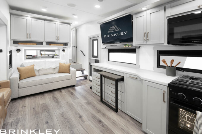 | Model Z 2680 Fifth Wheels 24 2025 Brinkley RV Model Z 2680 Dining Room Dinesk Travel Mode 8557