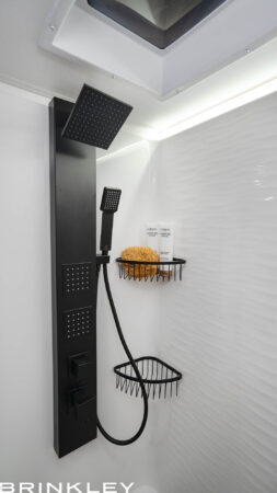 | Model Z 2670 Fifth Wheels 22 Brinkley RV Model Z 3100 Fifth Wheels Int Bath Residential Shower Head 00679