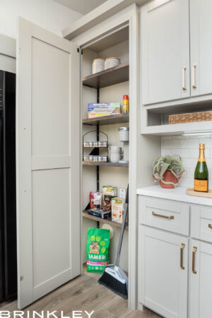 | Model Z 3600 Fifth Wheels 18 RV Pantry