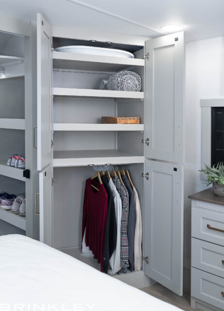 | Model G 4100 Toy Haulers 67 Brinkley RV Model G 3500 Fifth Wheels Int Bedroom Cabinet 01438