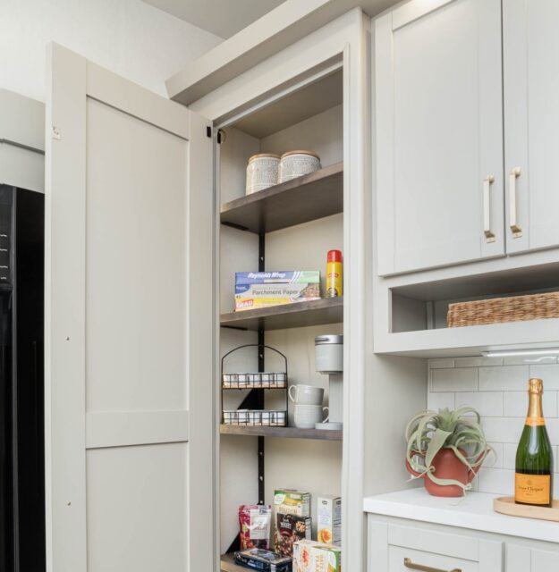 | Model Z 2900 Fifth Wheels 17 Screenshot 20230425 230119 Chrome