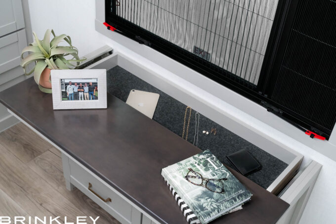 | Model Z AIR 310 Travel Trailers 44 Luxury Travel Trailer Dresser