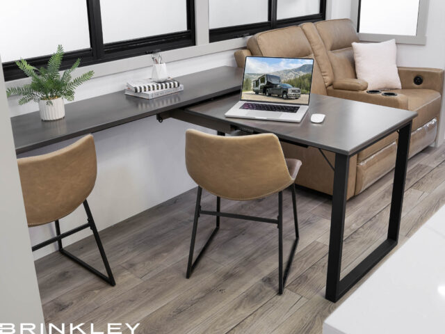 | Model G 4100 Toy Haulers 49 Desk