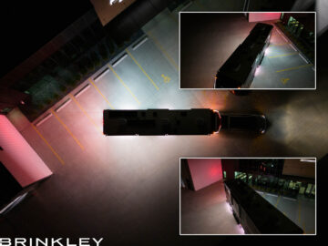 | Model G 3500 Toy Haulers 35 MAX-Vision™ Reverse Lighting System