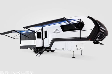 | Model Z 3600 Fifth Wheels 64 Fifth Wheel Awnings with Lights