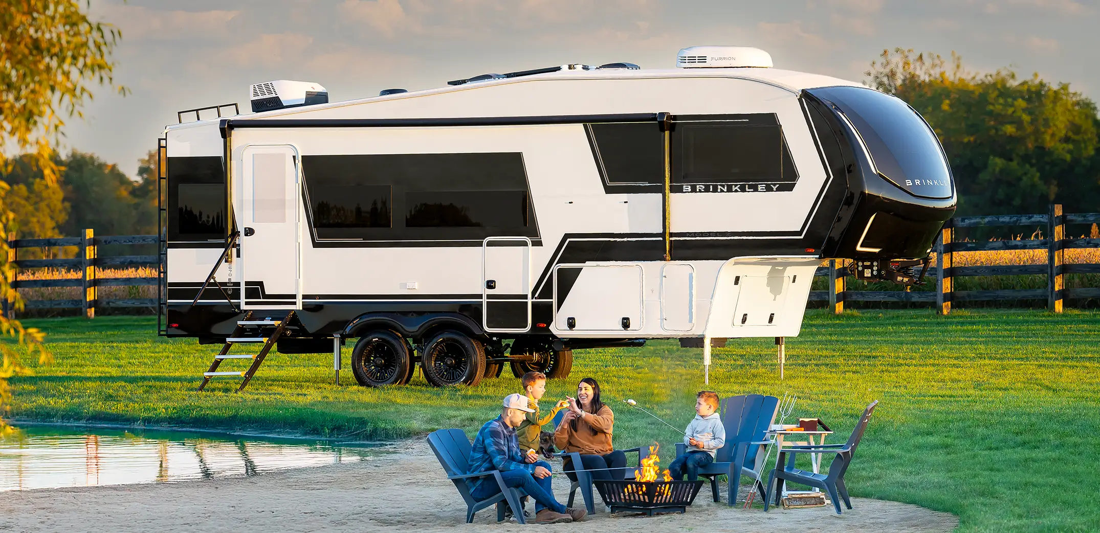| Home 6 Luxury Fifth Wheels
