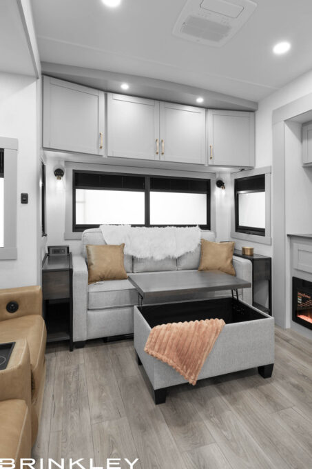 | Model Z 3610 Fifth Wheels 12 Model Z Fifth Wheel Ottoman Bench