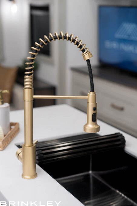 | Model Z AIR 310 Travel Trailers 11 Quality Residential Materials