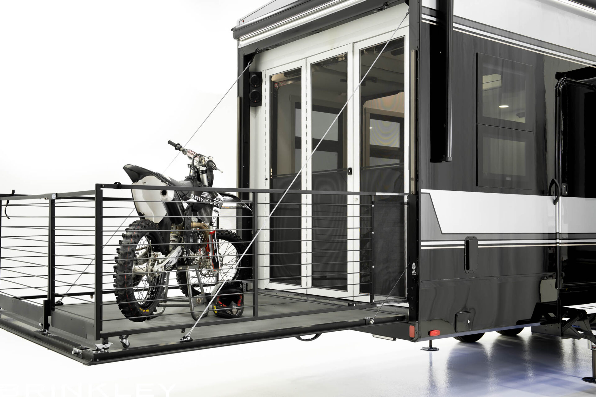 | Model G 3520 Toy Haulers 14 Ultimate Outdoor RV Patio